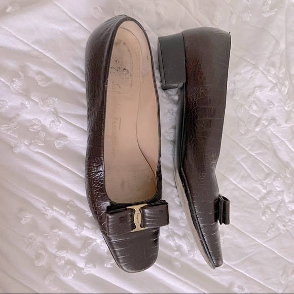 Salvatore Ferragamo Bow square toe pump - Picture 1 of 8